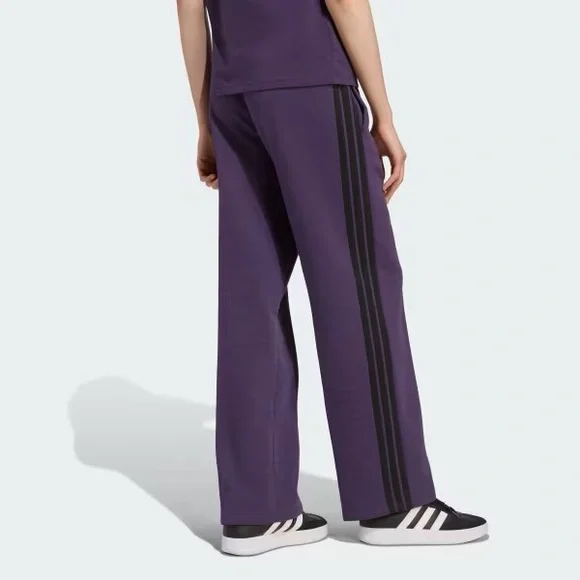 Adidas Women's Essentials 3-Stripes Straight Leg Sweatpants Medium Purple - Picture 1 of 9